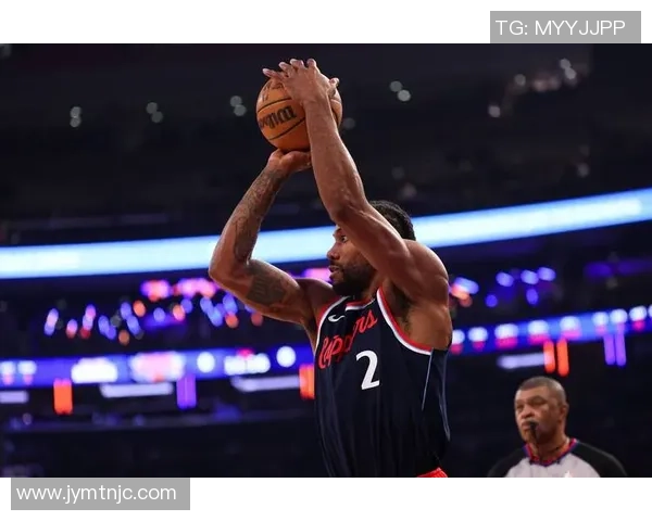 2胜10负，从夺冠抢手滑落到联盟垫底！你们该尽快把球队老迈送走